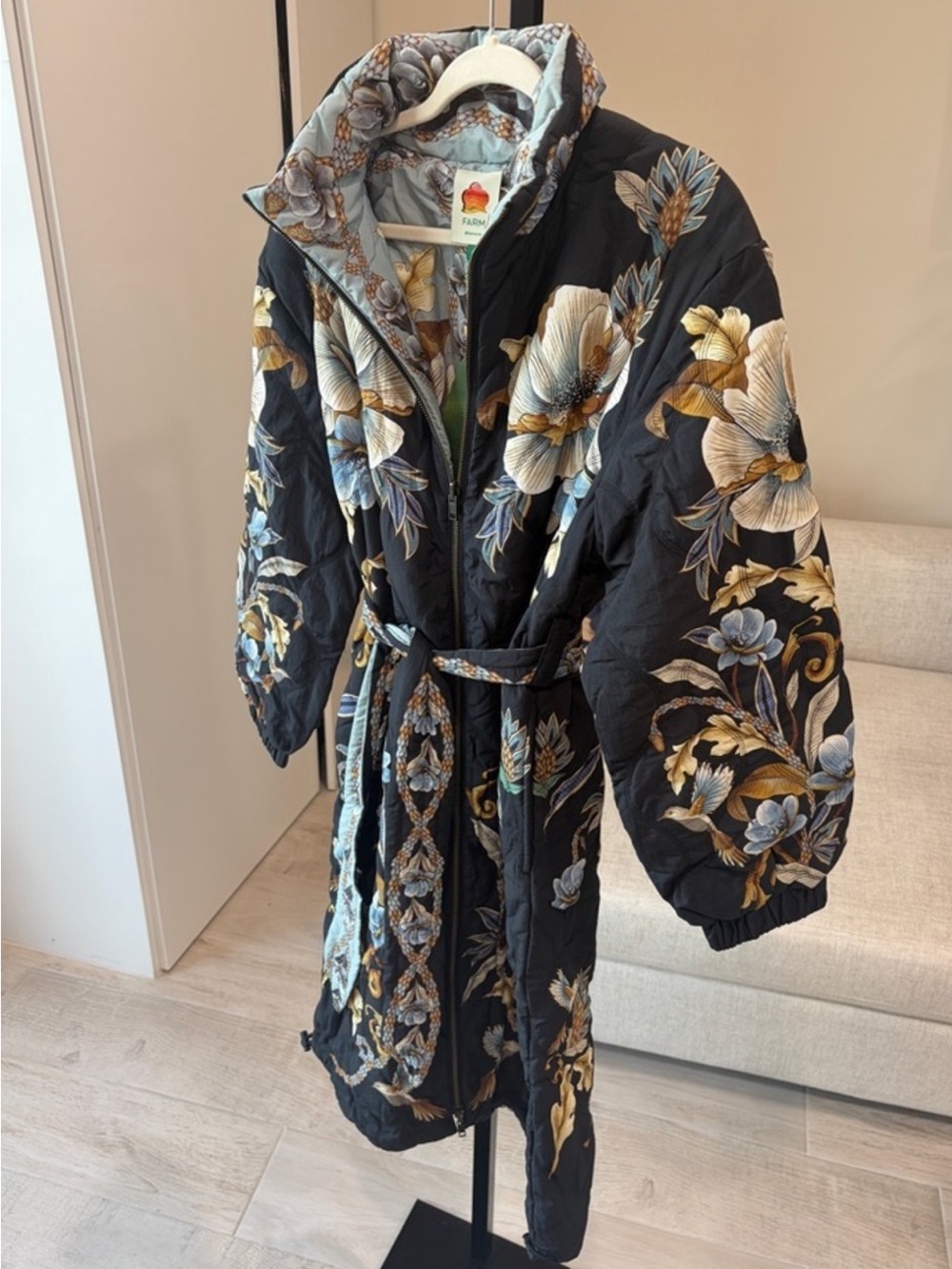 Black Flowerful Snake Garden Reversible Maxi Puffer
Jacket by Farm Rio DT - Picture 2 of 12